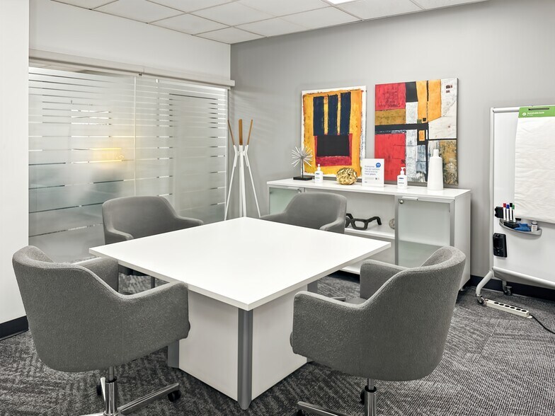 More Photos Of 6800 Jericho Tpke, Syosset Coworking Space