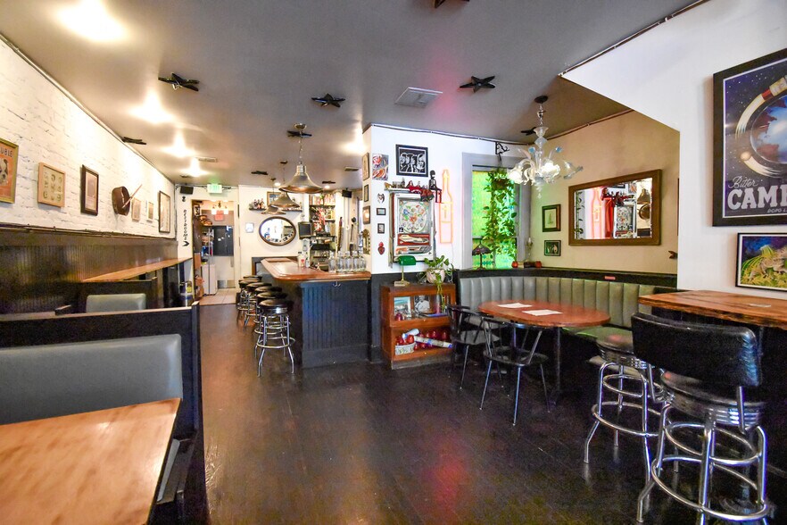 More Photos Of 2337 18th St NW, Washington Storefront Retail Residential For Lease