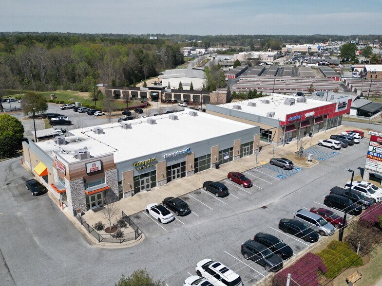 More Photos Of 6053 Veterans Pkwy, Columbus Storefront Retail Office For Lease