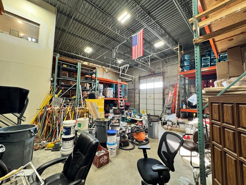 More Photos Of 711 Koehler Ave, Ronkonkoma Distribution For Sale