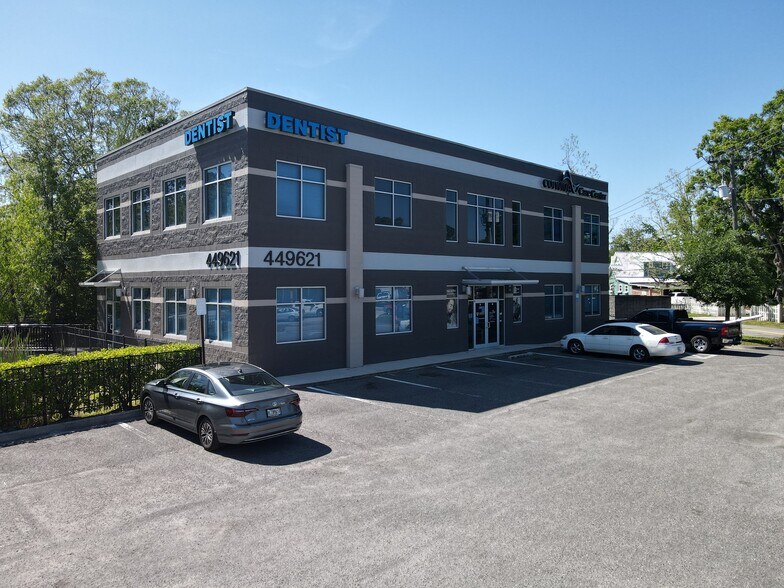 More Photos Of 449621 Us-301, Callahan Medical For Lease