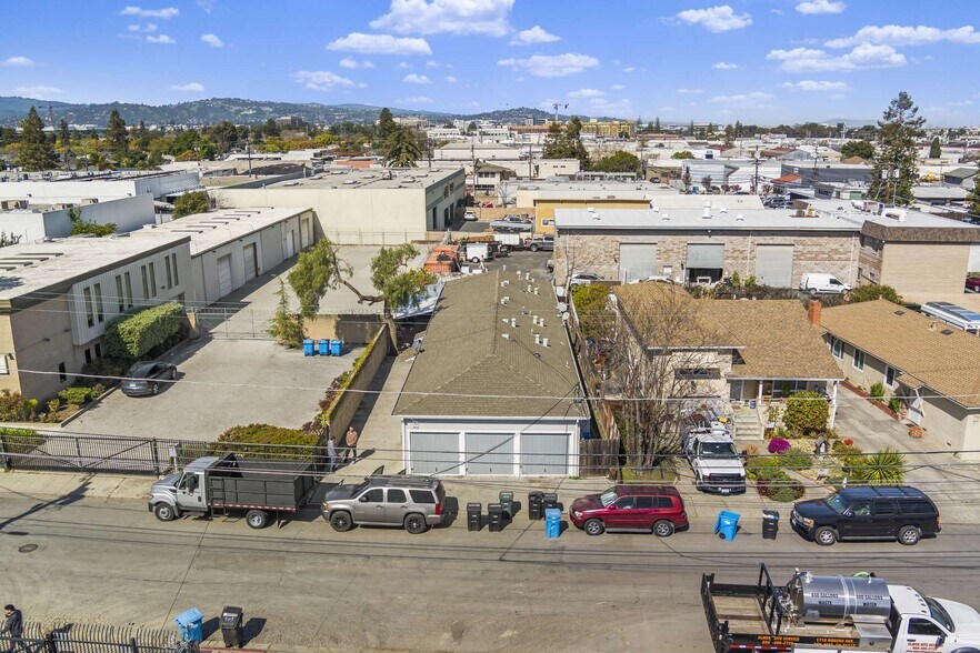 More Photos Of 757 Warrington Ave, Redwood City Multifamily For Sale