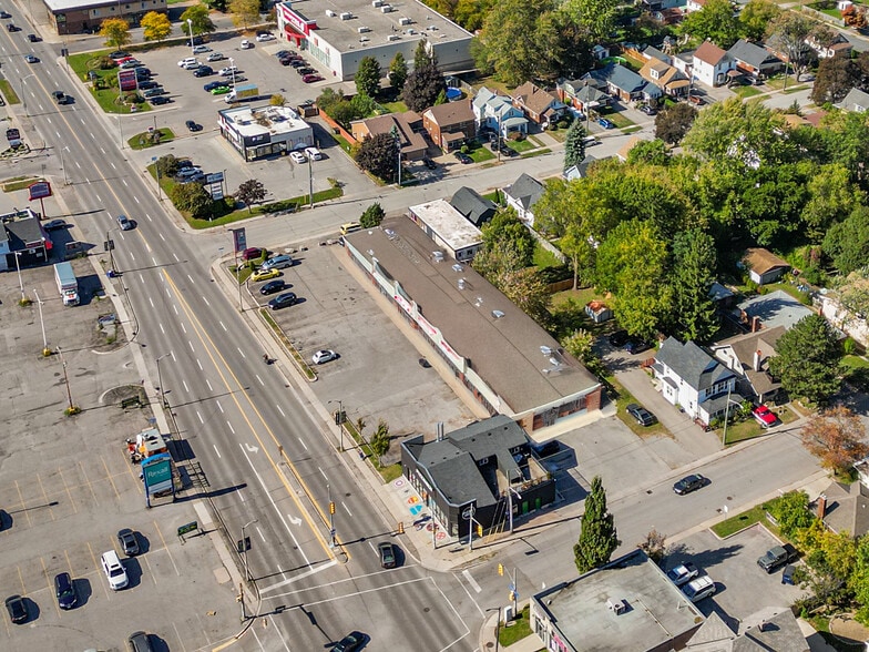 More Photos Of 6499 Lundys Ln, Niagara Falls Auto Repair For Sale