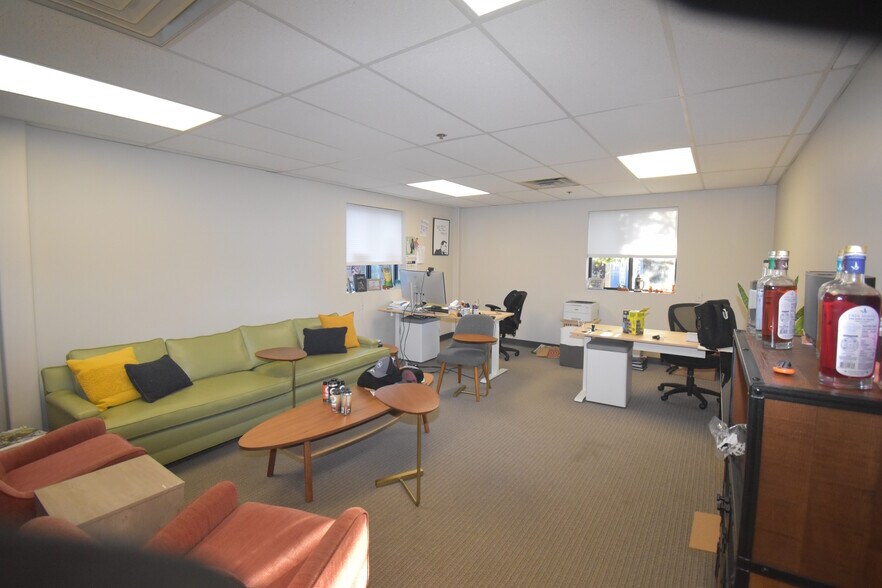 More Photos Of 378 Page St, Stoughton Light Distribution For Lease