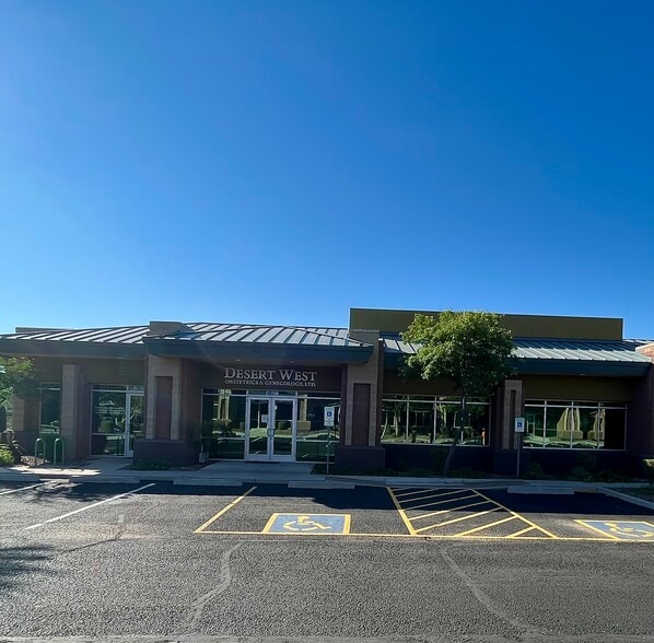 More Photos Of 41810 N Venture Dr, Phoenix Medical For Lease