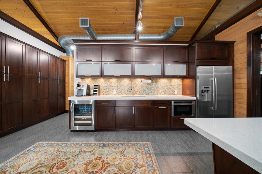 More Photos Of 5830 W Gulf To Lake Hwy, Crystal River Office For Sale