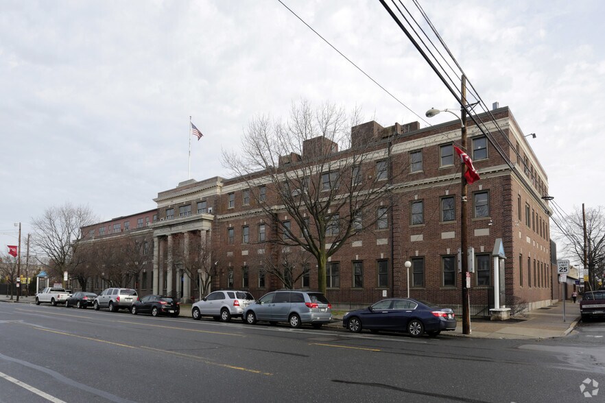 More Photos Of 2301 E Allegheny Ave, Philadelphia Medical For Lease