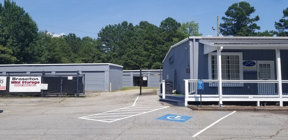 More Photos Of 6564 Highway 53, Braselton Self Storage For Lease