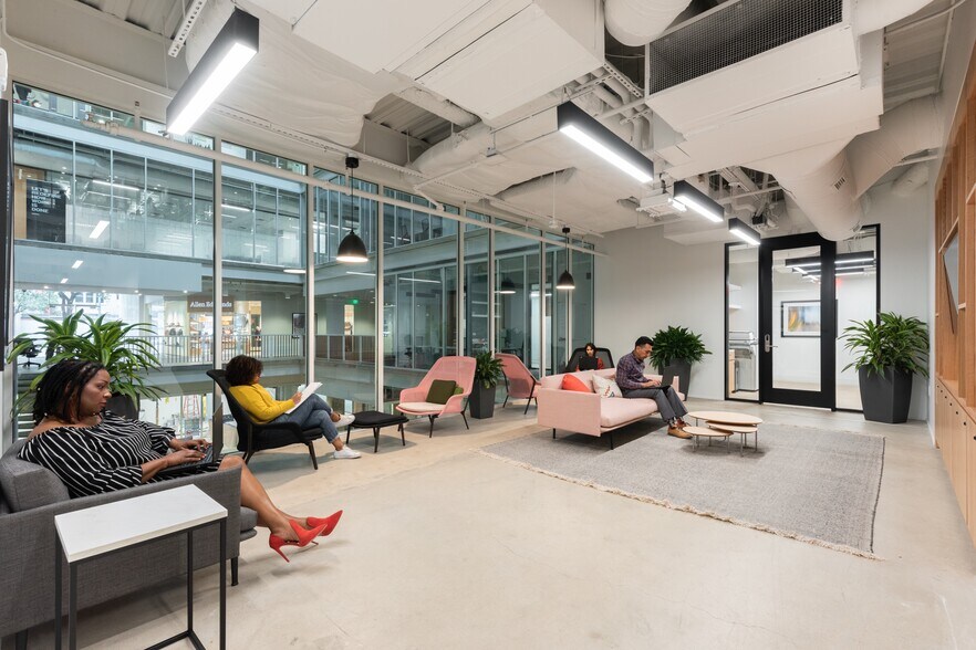 More Photos Of 501 Congress Ave, Austin Office For Lease