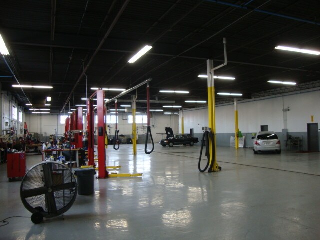 More Photos Of 555 E Plainfield Rd, Countryside Service For Sale