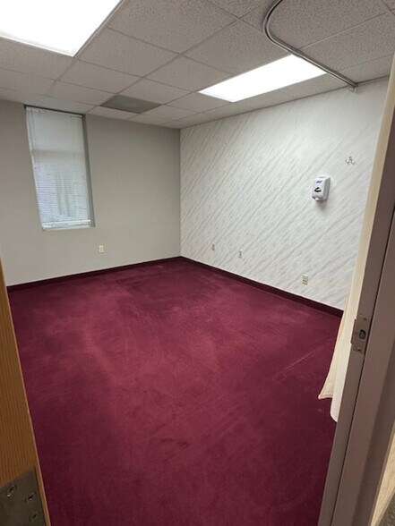 More Photos Of 700 Sunset Ave, Asheboro Medical For Lease