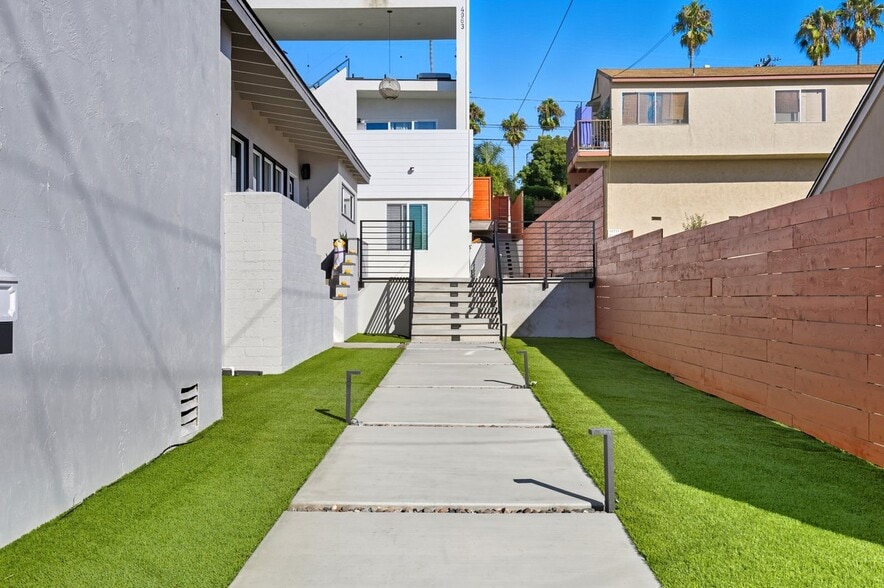 More Photos Of 4959 Jumano Ave, San Diego Apartments For Sale