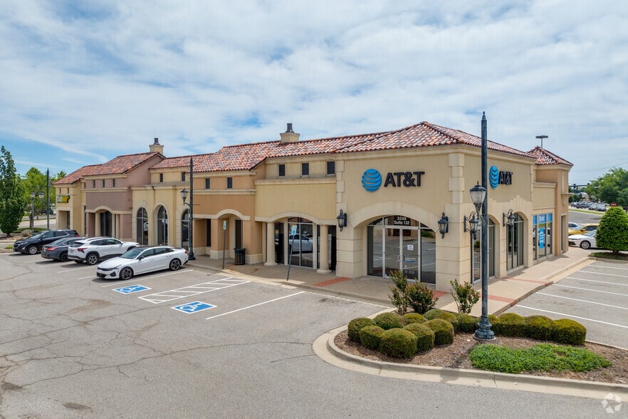 More Photos Of 3100-3272 S Broadway, Edmond Unknown For Lease