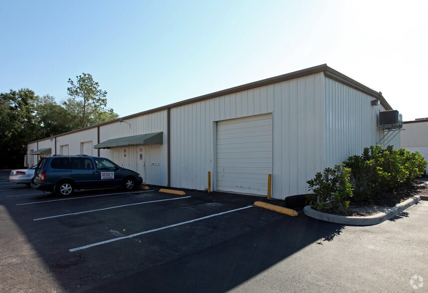 Primary Photo Of 100-106 Commerce St, Longwood Warehouse For Lease