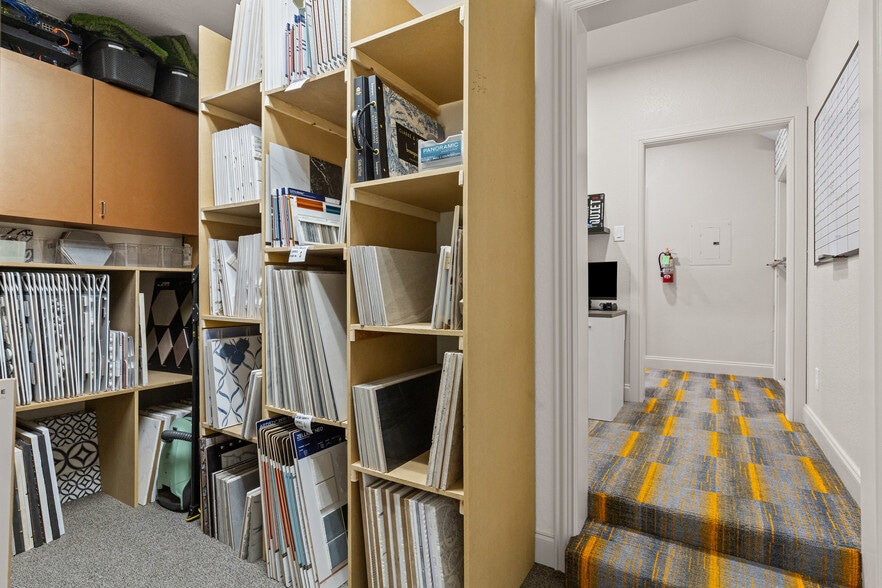 More Photos Of 621 N FM 1187, Aledo Office For Lease