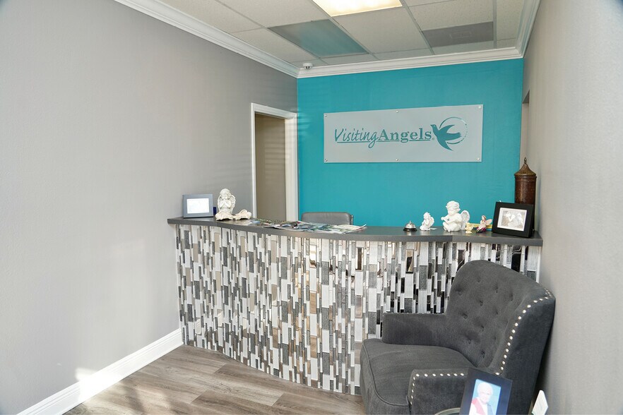 More Photos Of 2221 Lee Rd, Winter Park Office For Sale