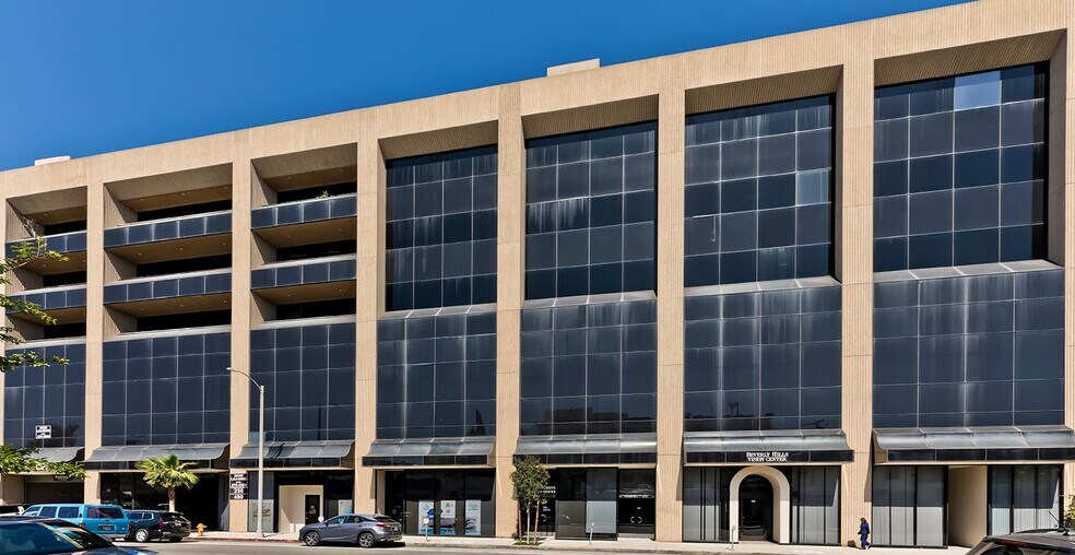 More Photos Of 250 N Robertson Blvd, Beverly Hills Medical For Lease