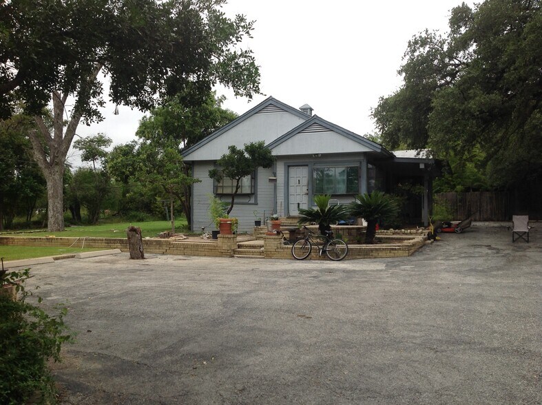 More Photos Of 9506 Perrin Beitel Rd, San Antonio Land For Lease