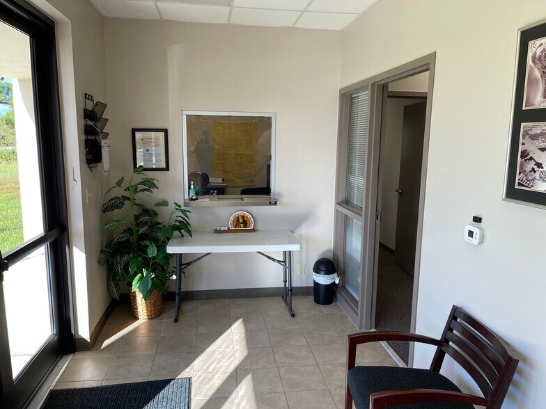 More Photos Of 3205 Beck Blvd, Naples Office For Sale