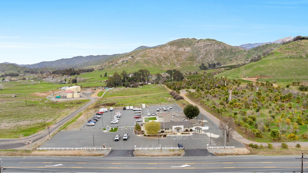 More Photos Of 32588 CA-190, Springville Office For Sale