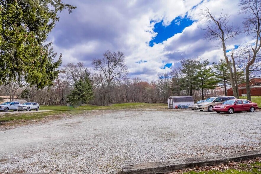 More Photos Of 11316 Cleveland Ave NW, Uniontown Office Residential For Sale