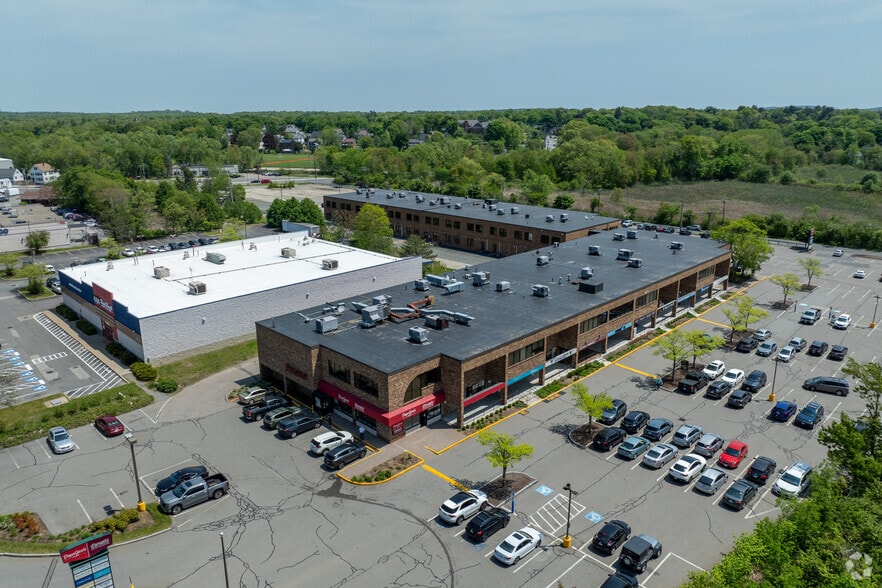 More Photos Of 600 Providence Hwy, Dedham Medical For Lease