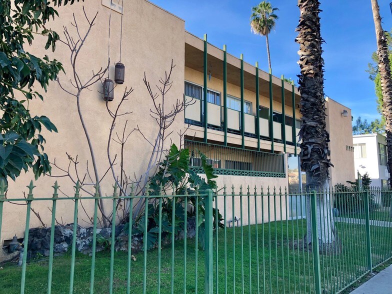 More Photos Of 11940 Burbank Blvd, Valley Village Apartments For Sale