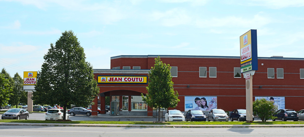 Primary Photo Of 860 Boul Saint-René O, Gatineau Freestanding For Lease