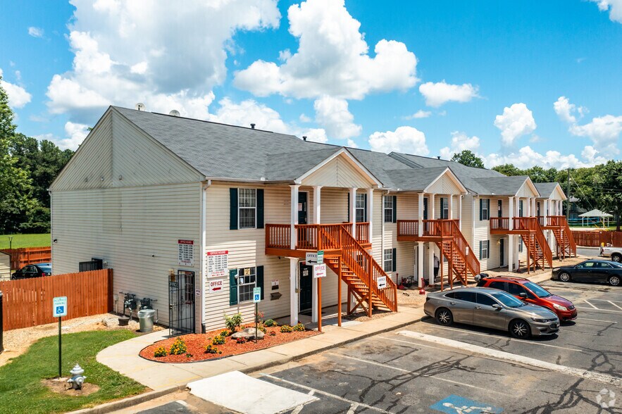Primary Photo Of 5790 Highway 85, Riverdale Apartments For Sale