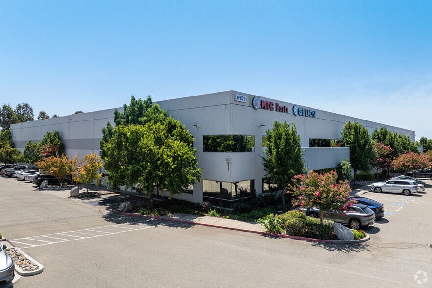 Primary Photo Of 6951 Southfront Rd, Livermore Warehouse For Lease