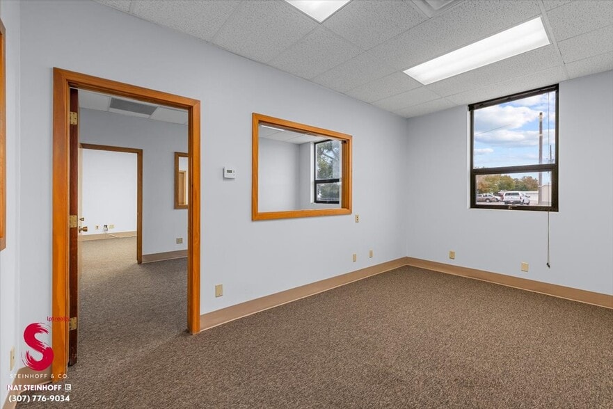 More Photos Of 4113 W Yellowstone Hwy, Casper Flex For Sale