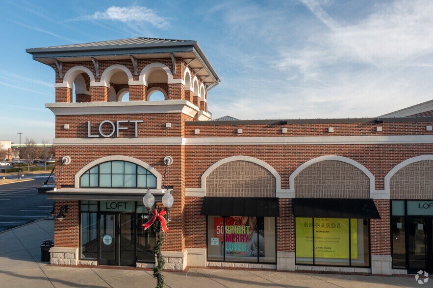 More Photos Of 1125 Woodruff Rd, Greenville Unknown For Sale