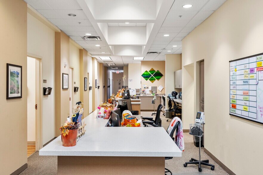 More Photos Of 8410 Decatur St, Westminster Medical For Sale