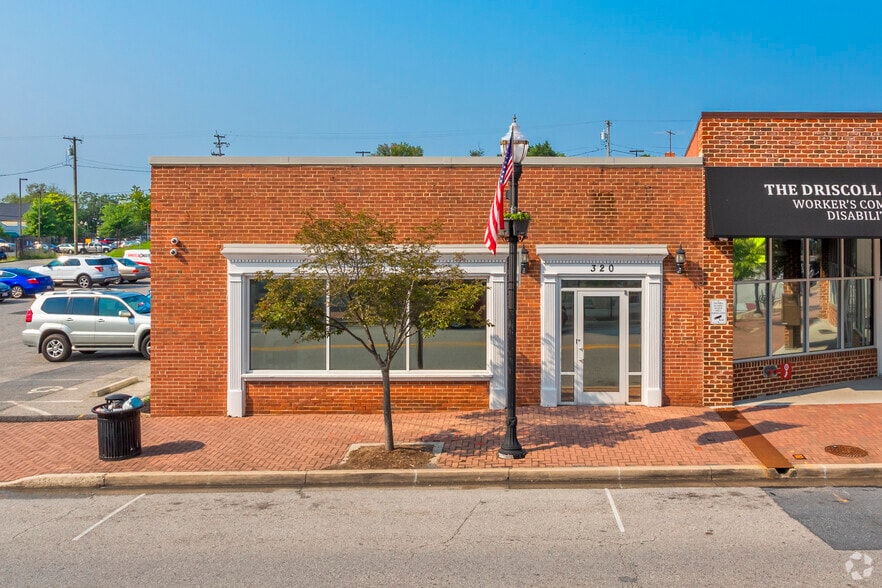 Primary Photo Of 320 Main St, Laurel Coworking Space