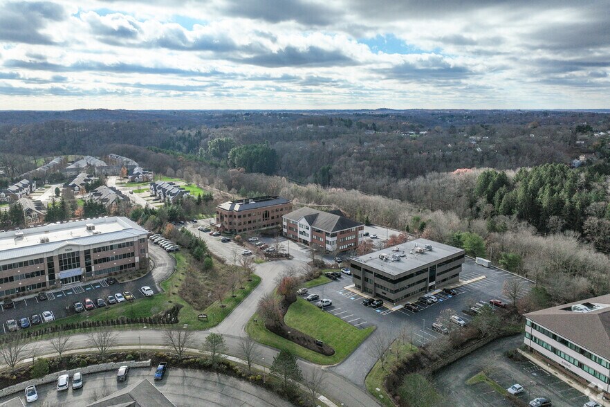 More Photos Of 6400 Brooktree Ct, Wexford Medical For Lease