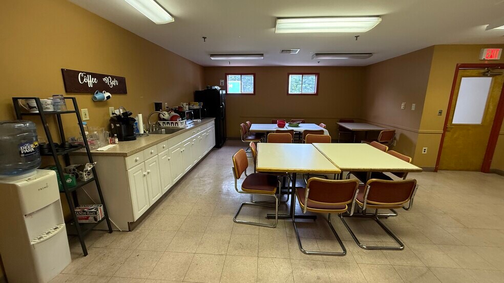 More Photos Of 125-155 Howard St, Phillipsburg Unknown For Lease