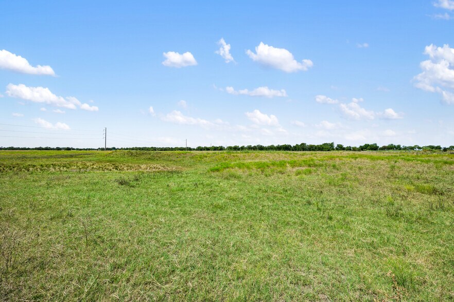 More Photos Of Littig Rd, Elgin Land For Sale