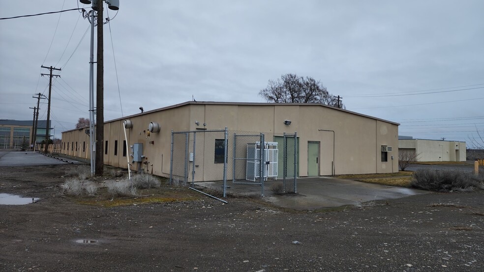 More Photos Of 2765 Salk Ave, Richland Office For Lease