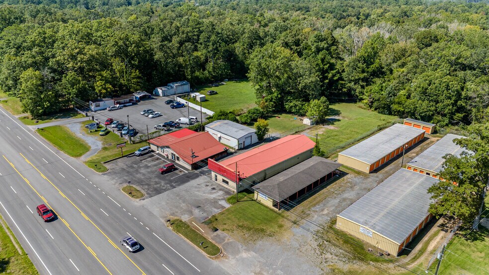 More Photos Of 3723 Martha Berry Hwy NW, Rome Service For Sale
