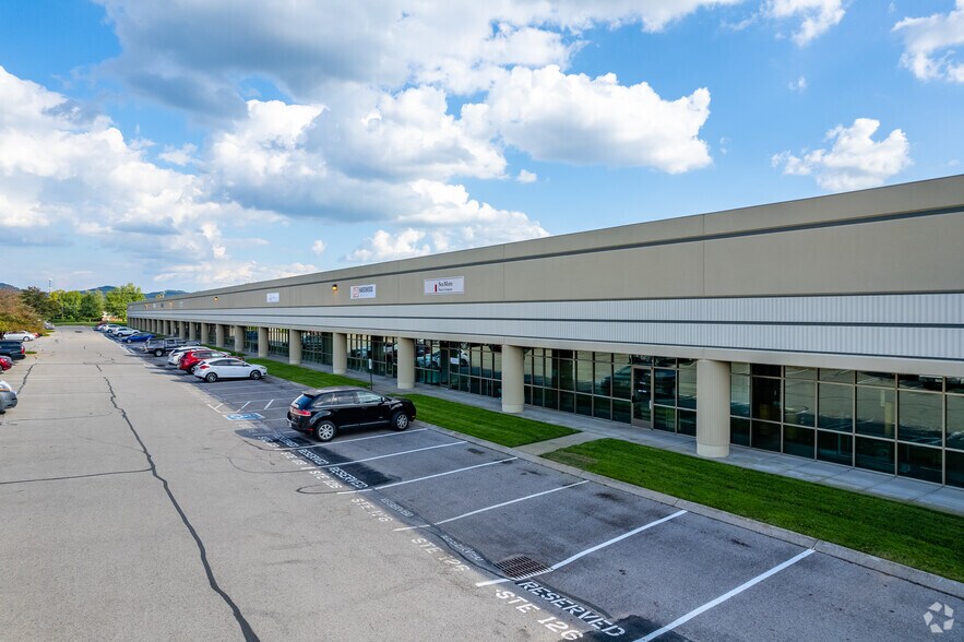 More Photos Of 277 Mallory Station Rd, Franklin Manufacturing For Lease