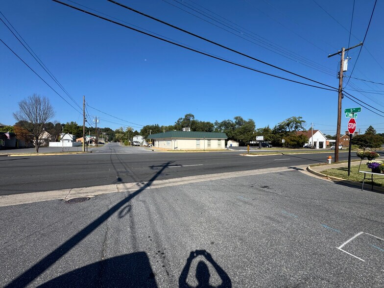 More Photos Of 508 N Commerce Ave, Front Royal Bank For Sale