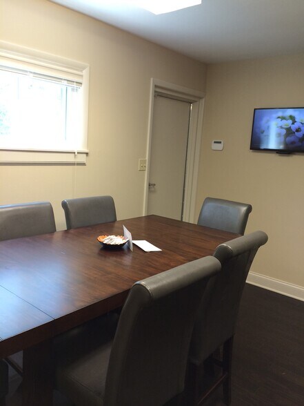 More Photos Of 203 Kerneywood St, Lakeland Coworking Space