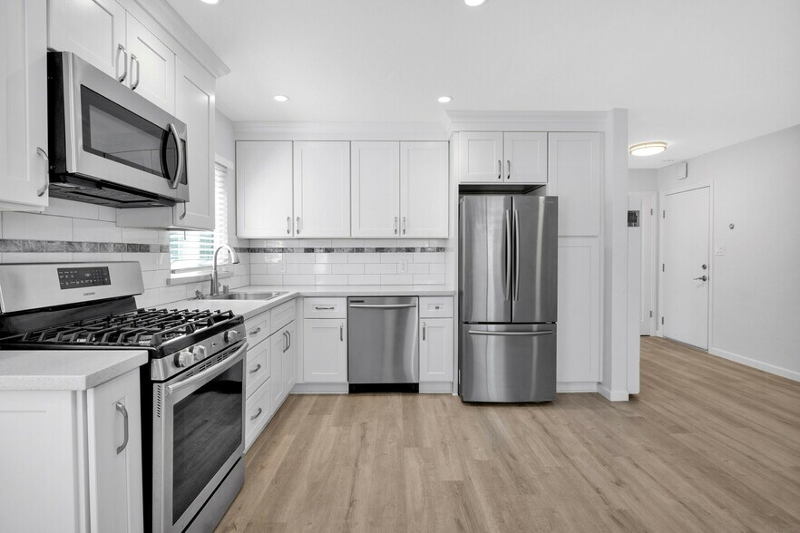 More Photos Of 1919 Curtis St, Berkeley Apartments For Sale