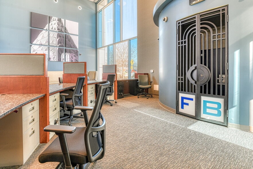 More Photos Of 2265 Highway 33, Hamilton Office For Sale