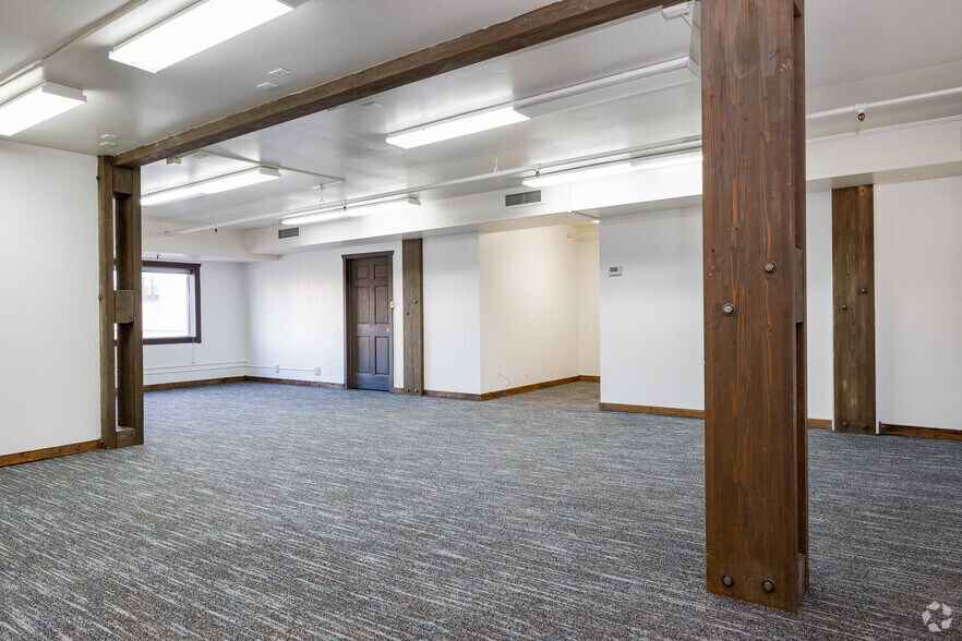 More Photos Of 106 Main St, Boise General Retail For Lease