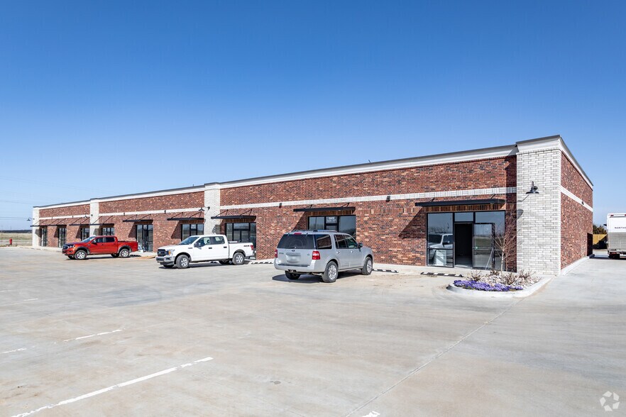 More Photos Of , Glenpool Office For Sale