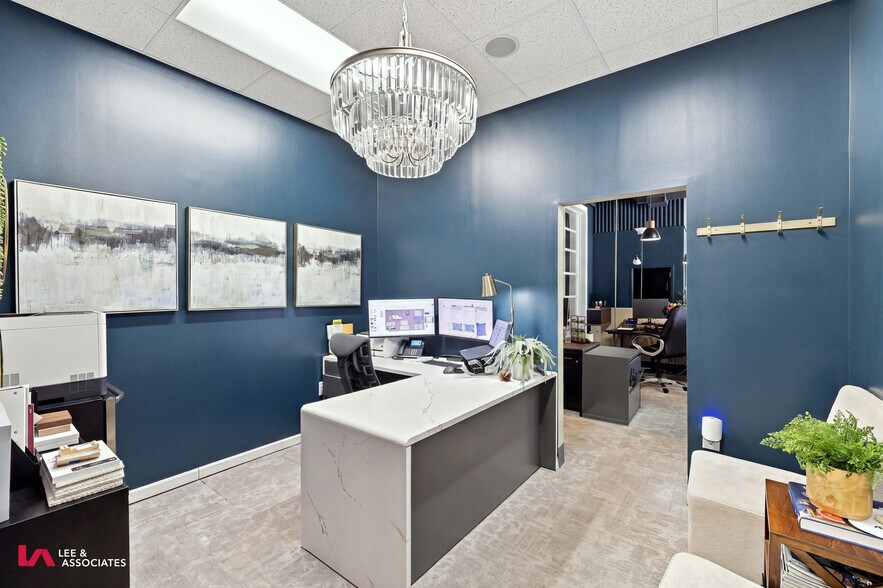 More Photos Of 3665 Swiftwater Park Dr, Suwanee Showroom For Lease
