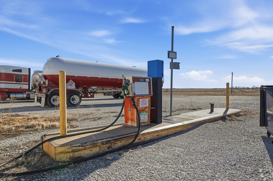 More Photos Of 1214 County Rd, Geneva Service For Sale