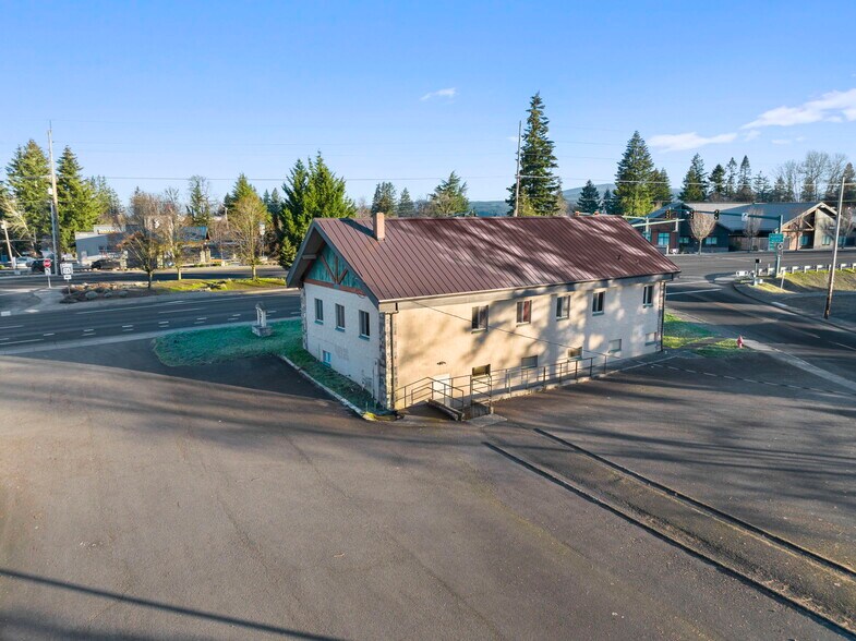 More Photos Of 39590 Pioneer blvd, Sandy Religious Facility For Sale