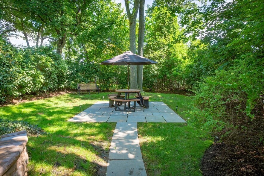 More Photos Of 14 Walden Pl, Montclair Apartments For Sale